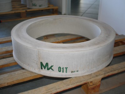 Magnezitový brusný kotouč s označením 01T.